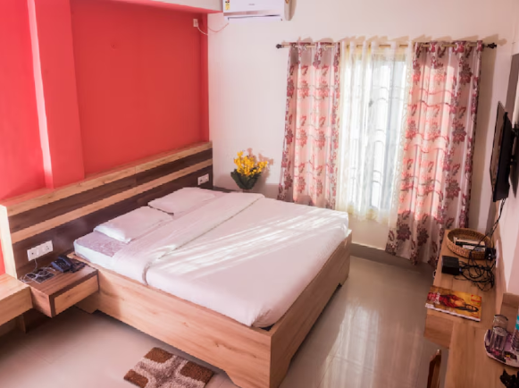 hotel aatreyee