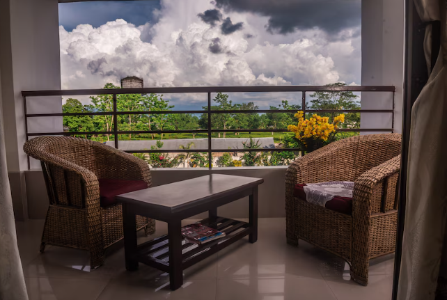 hotel aatreyee