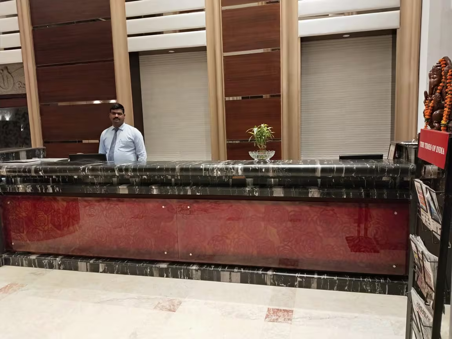 Hotel Venkatesh International,Nayapara,3 star