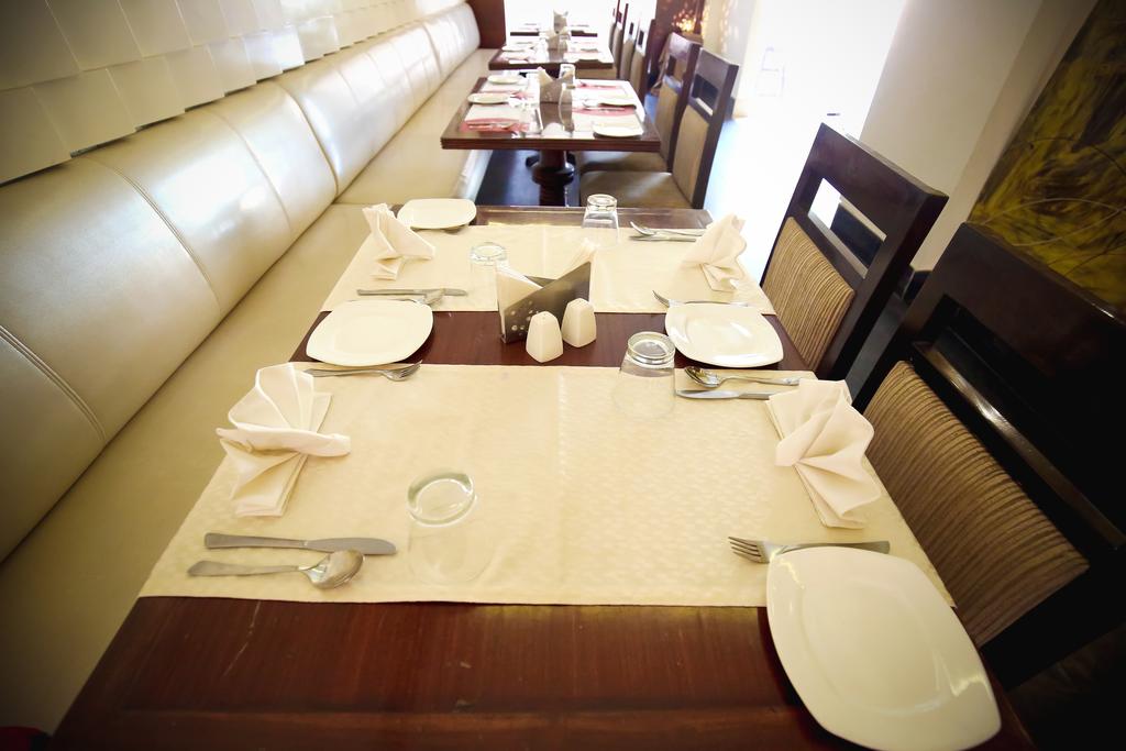 Hotel Regency Square,Thatipur,3 star
