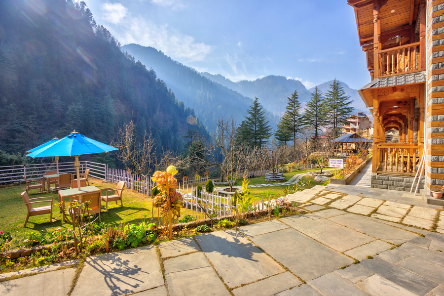 8fold by larisa jibhi