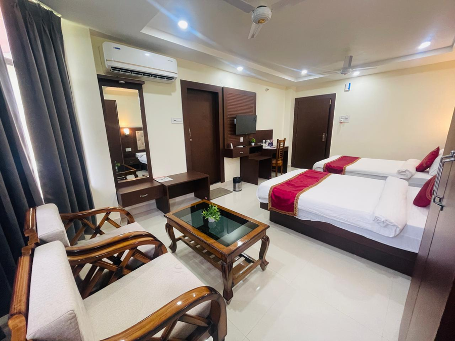 pemaling lords eco inn guwahati