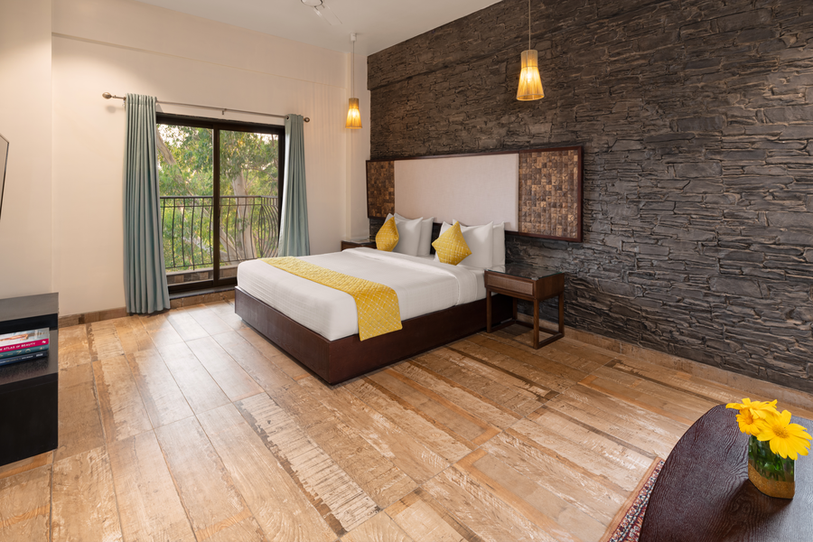 the summer house pachmarhi am hotel kollection