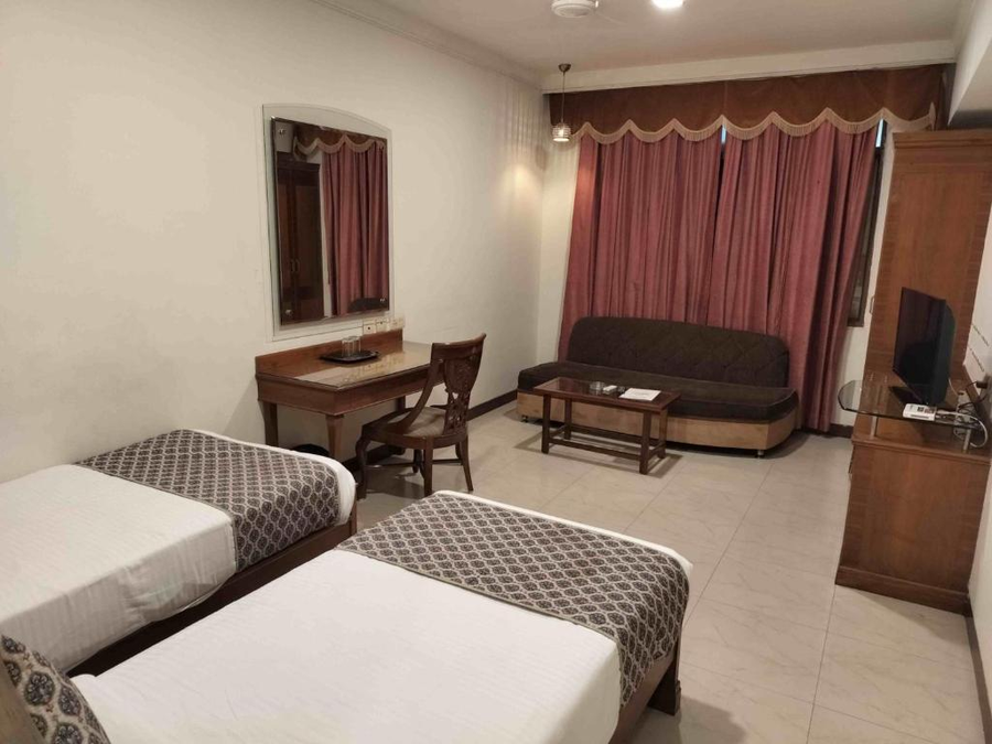 hotel aditya