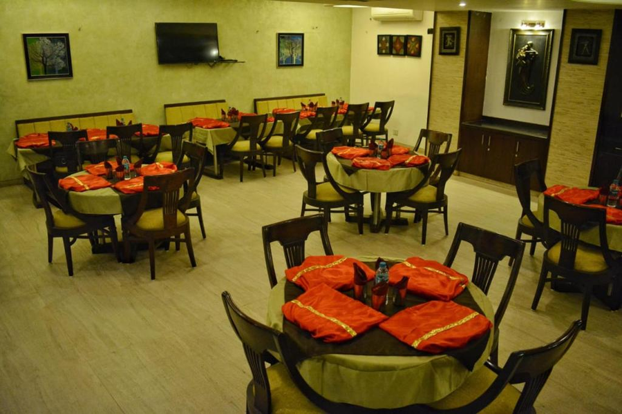 hotel aditya