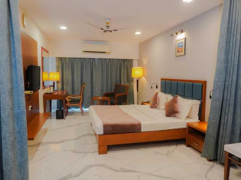 hotel aditya