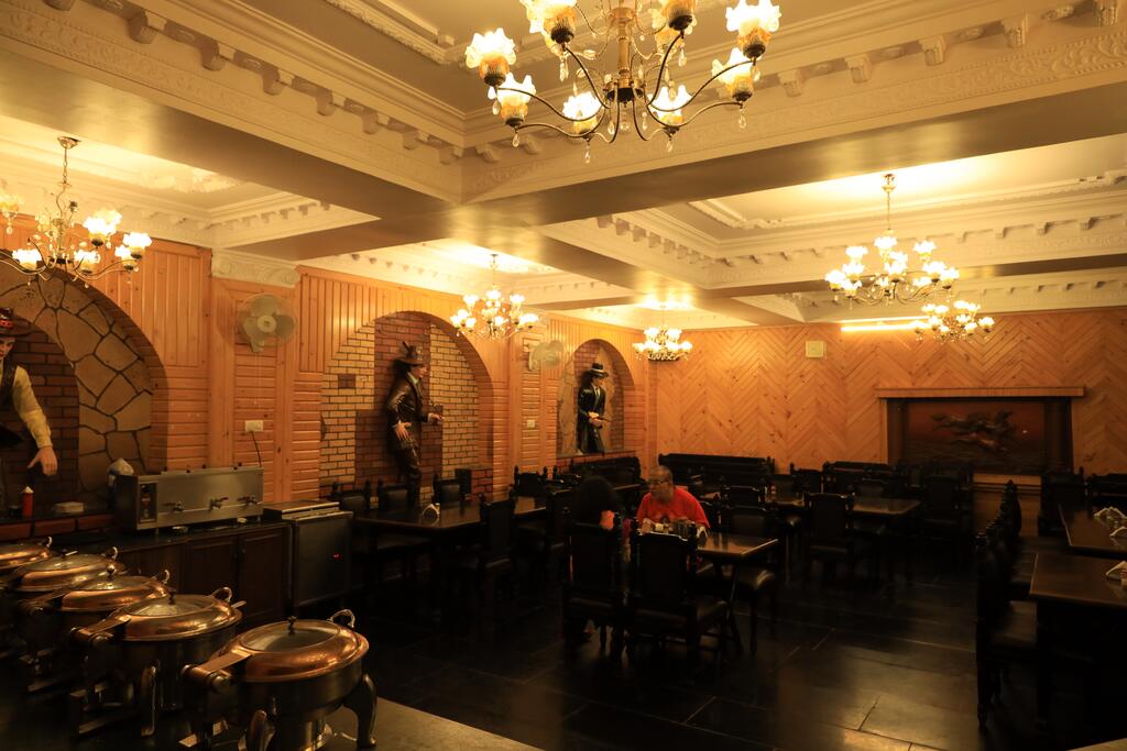 Hotel Pratap Heritage,Valley View Rd, Mahabaleshwar, Maharashtra 412806,2 star
