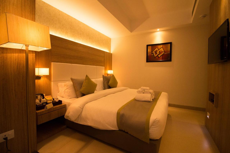 The Maureen,Near Kolkata Airport,3 star