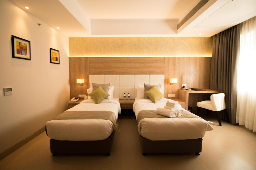 The Maureen,Near Kolkata Airport,3 star