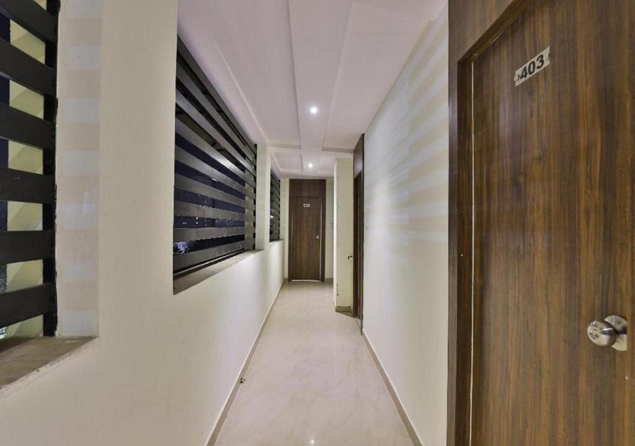 Hotel The S G,Sarkhej Gandhinagar Highway, Ahmedabad,3 star