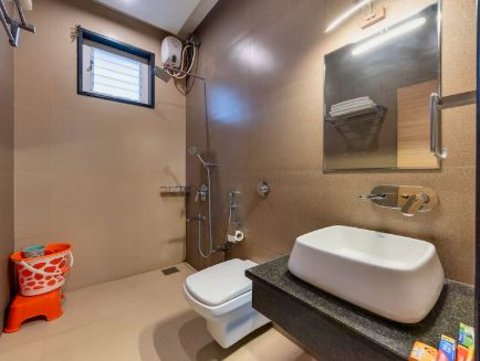 hotel chandradeep regency