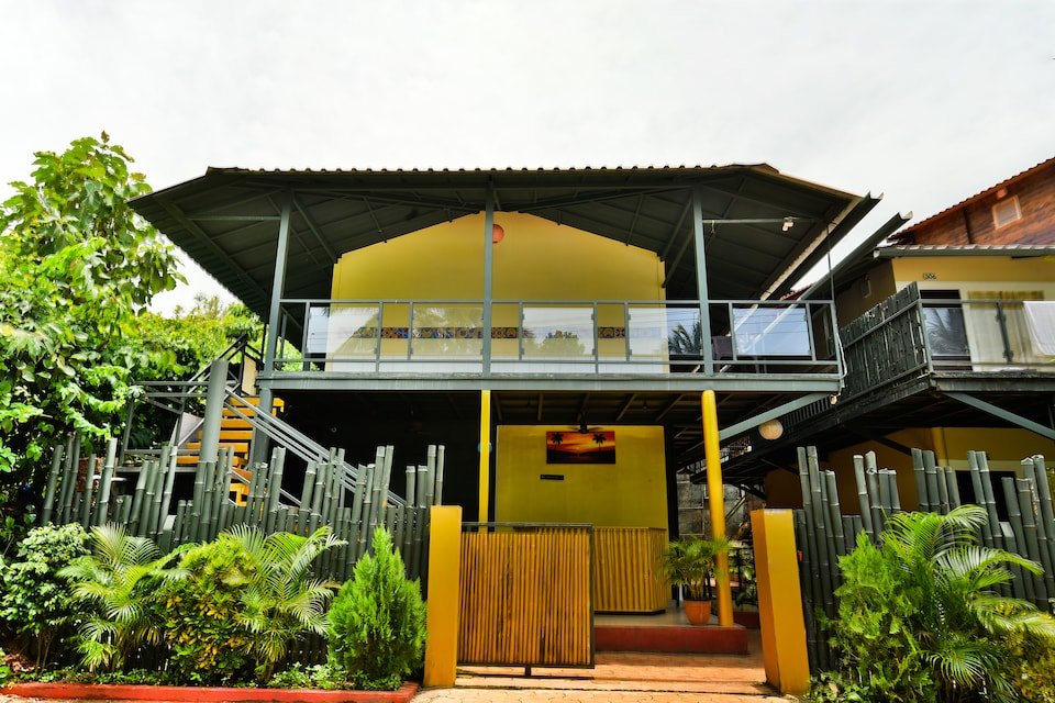 Ashvem Beach Resort,Mandrem Beach,3 star