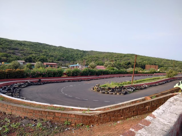Red Button Resort & Go-Karting,Panchgani - Mahabaleshwar Road,3 star