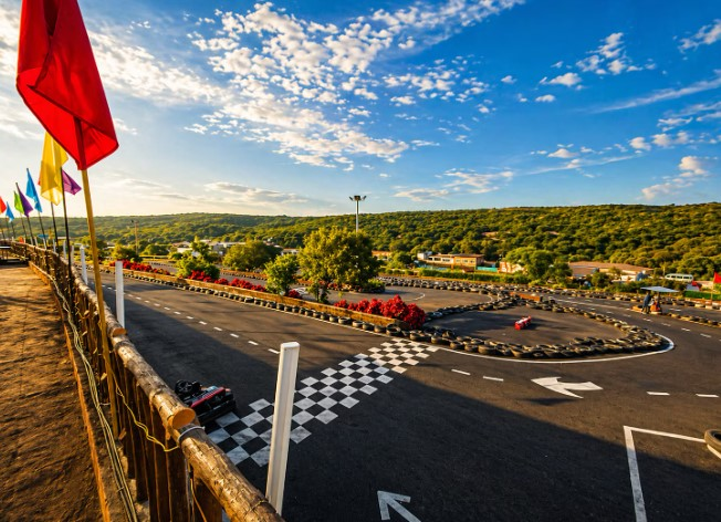 Red Button Resort & Go-Karting,Panchgani - Mahabaleshwar Road,3 star