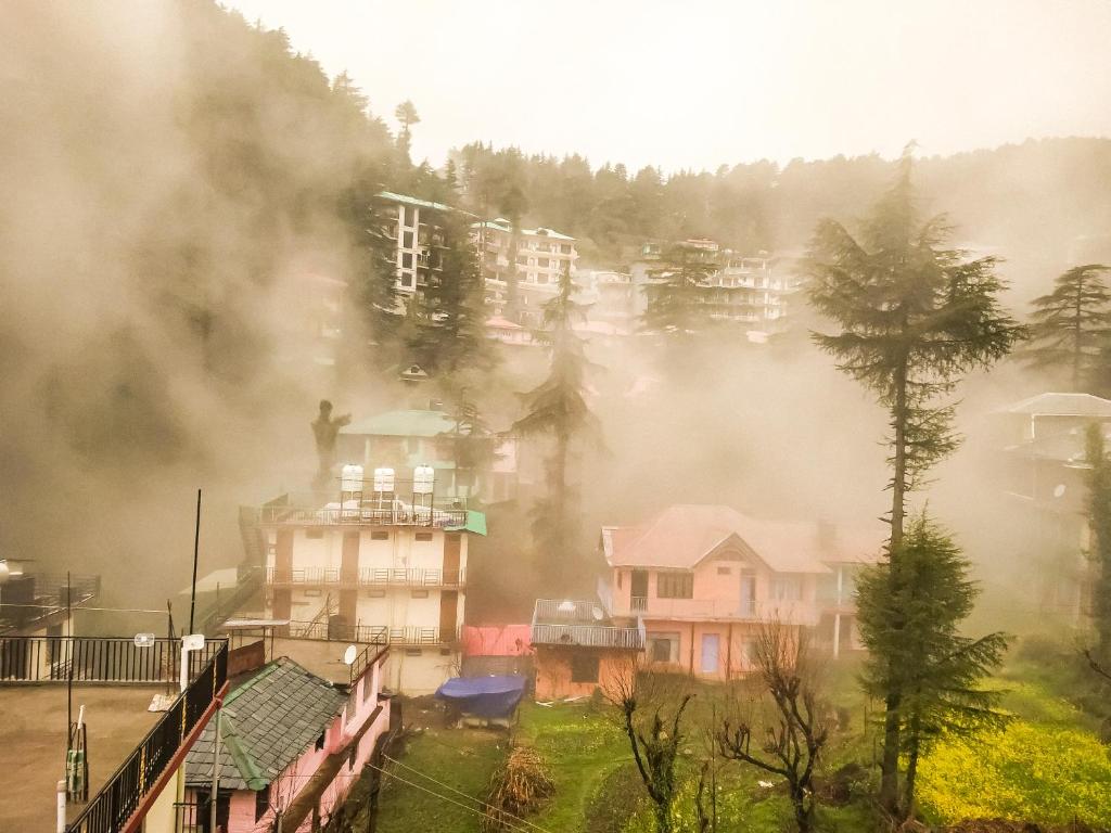Golden Rock - AM Hotel Kollection,The Golden Rock, Bhagsu Nag, Dharamshala, Himachal Pradesh 176219,3 star