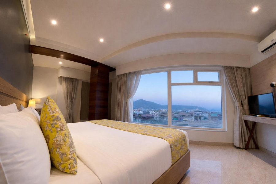 hotel daani continental