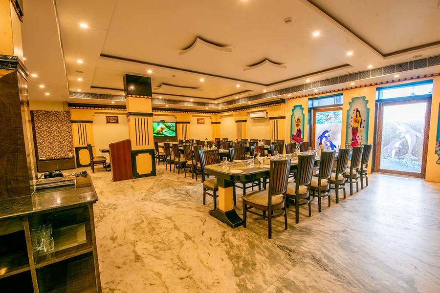 Nrs Royal Palace,Baliapanda,4 star