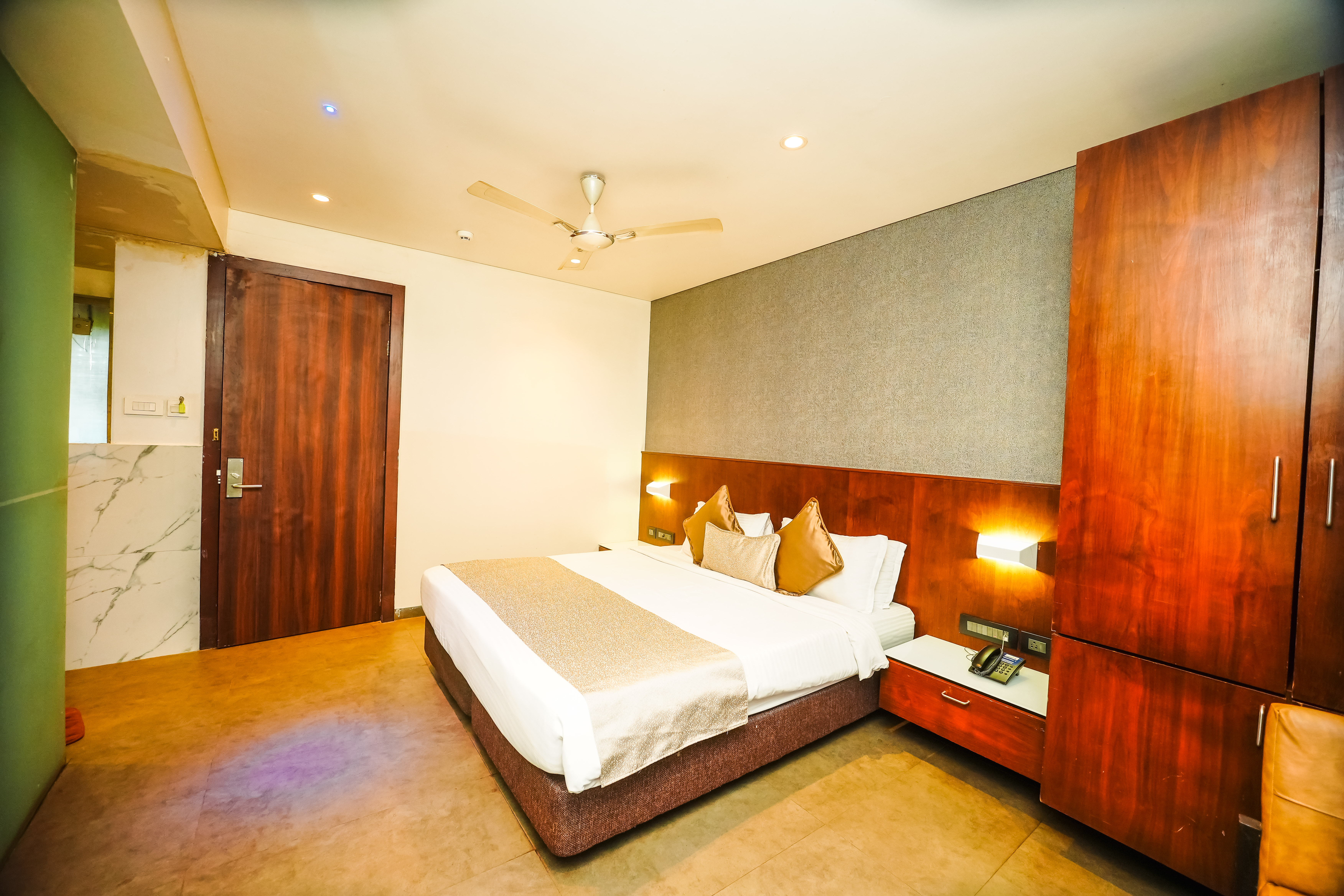 hotel celestiial