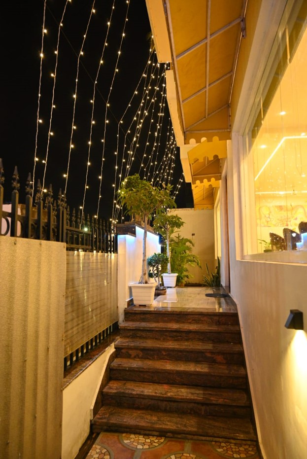 Hotel Ganges Garden,Assighat,3 star