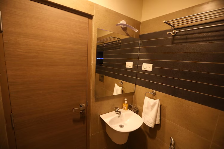 nestlay rooms vanagaram