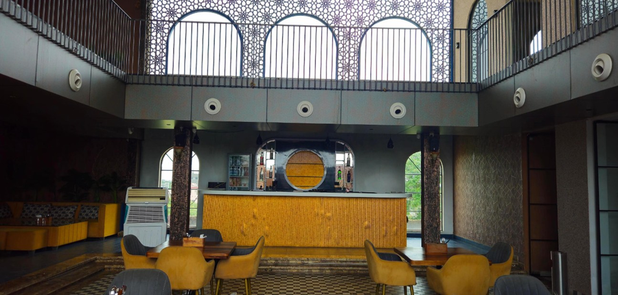 Rajlaxmi Hotel,Siddharth Nagar,3 star