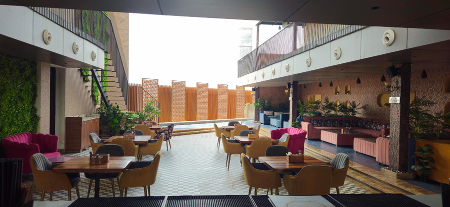 Rajlaxmi Hotel,Siddharth Nagar,3 star