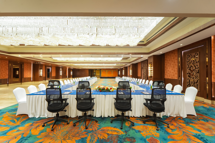 radisson blu towers kaushambi delhi ncr