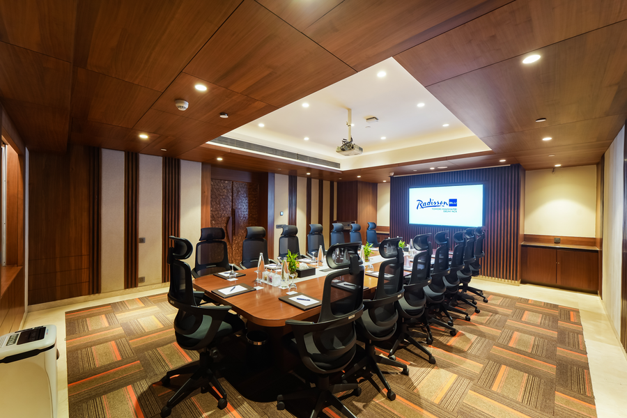 Radisson Blu Towers Kaushambi Delhi Ncr,East Delhi-Kaushambi,5 star