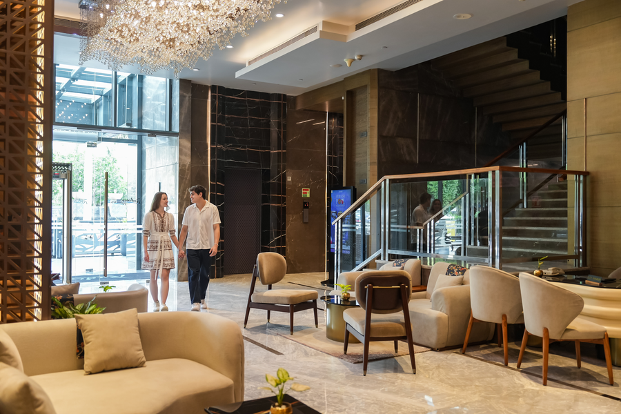 radisson blu towers kaushambi delhi ncr