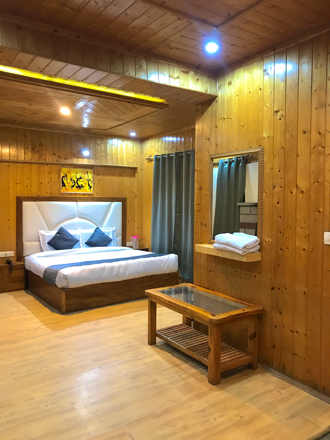 the avenue hotel manali
