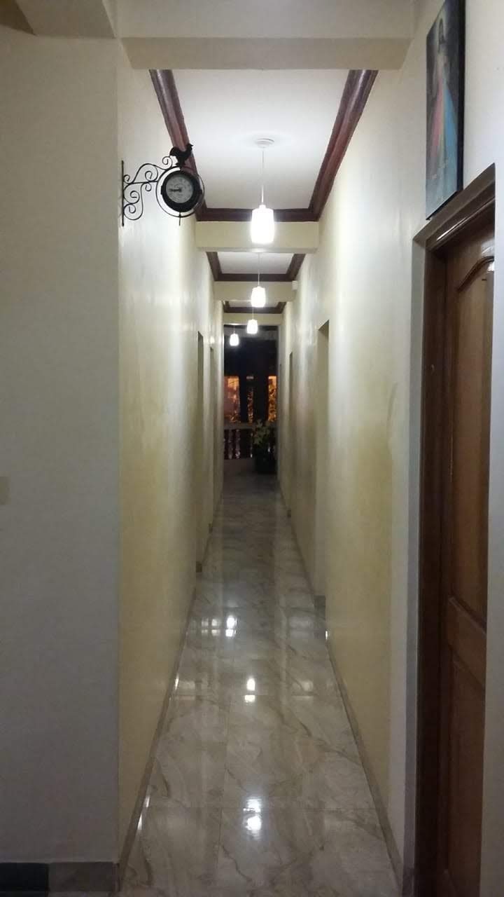 Henry's Place,Calangute,3 star