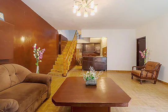 villa riverine cafe and riverview residences