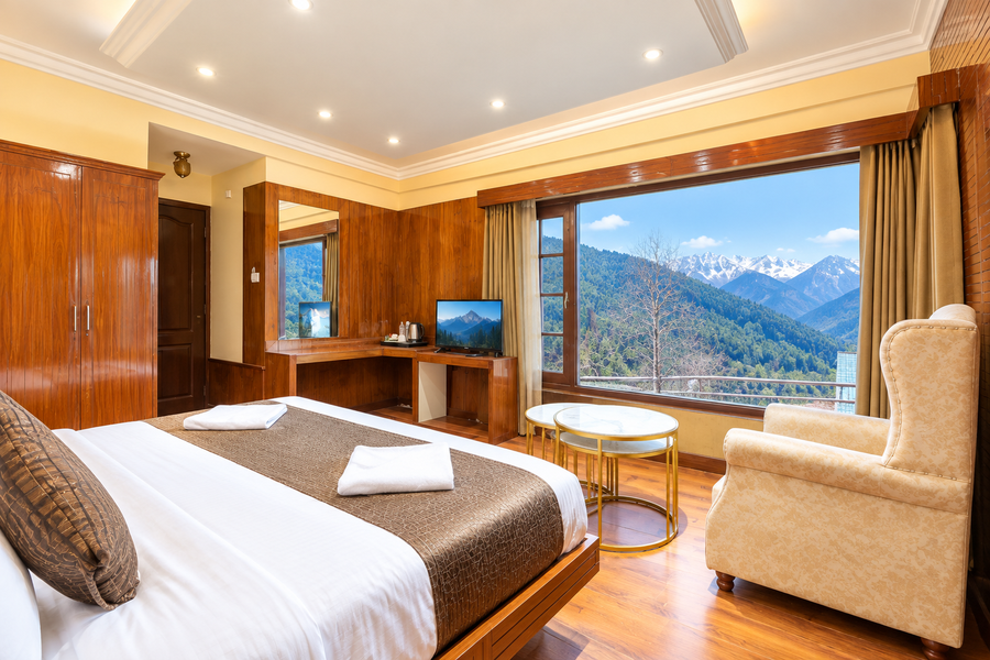 villa riverine cafe and riverview residences