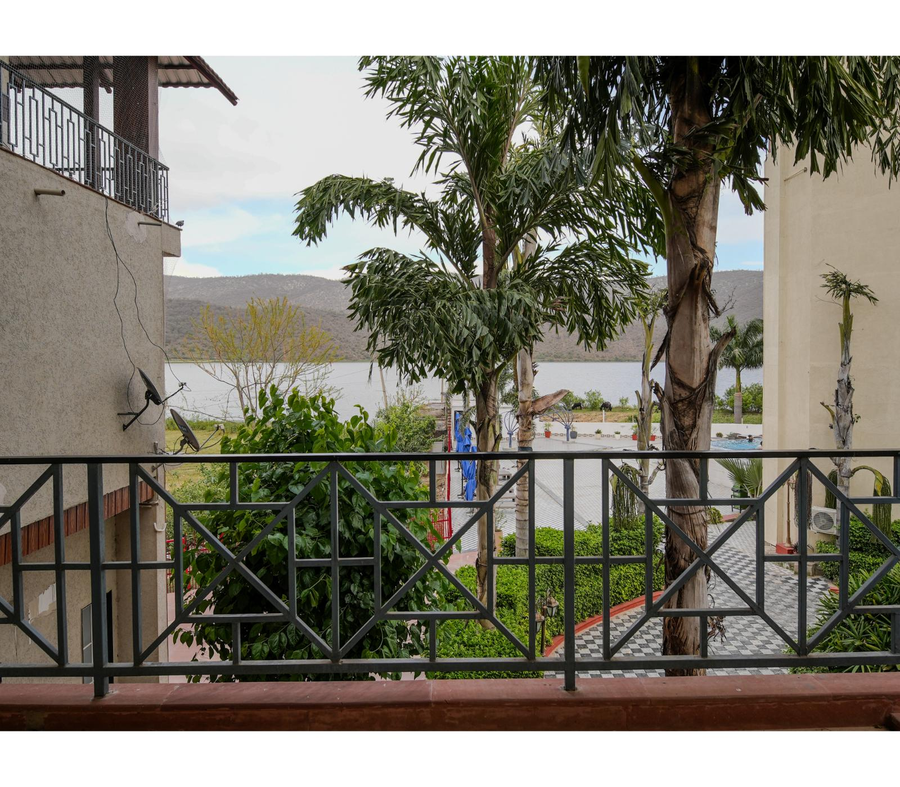 desi thath resort