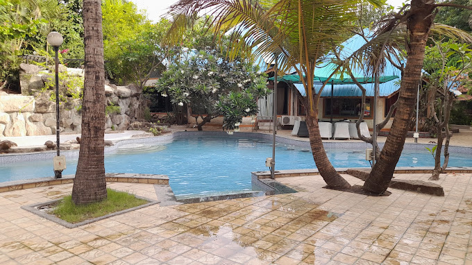 Aayush Resort,Matheran>>Mahape,3 star