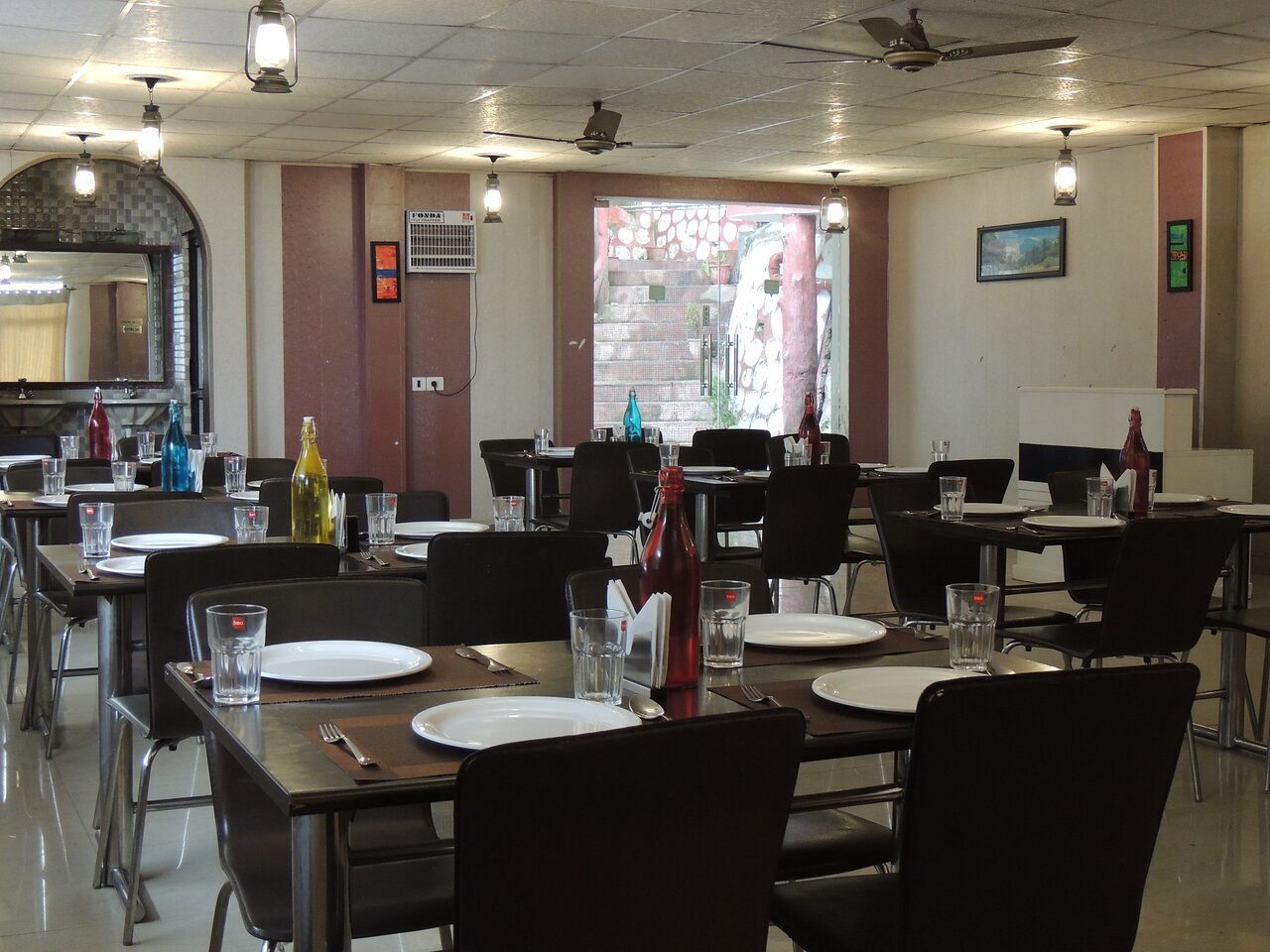 Ceyone Classic Fall Resort,Mussoorie>>Dehradun,3 star