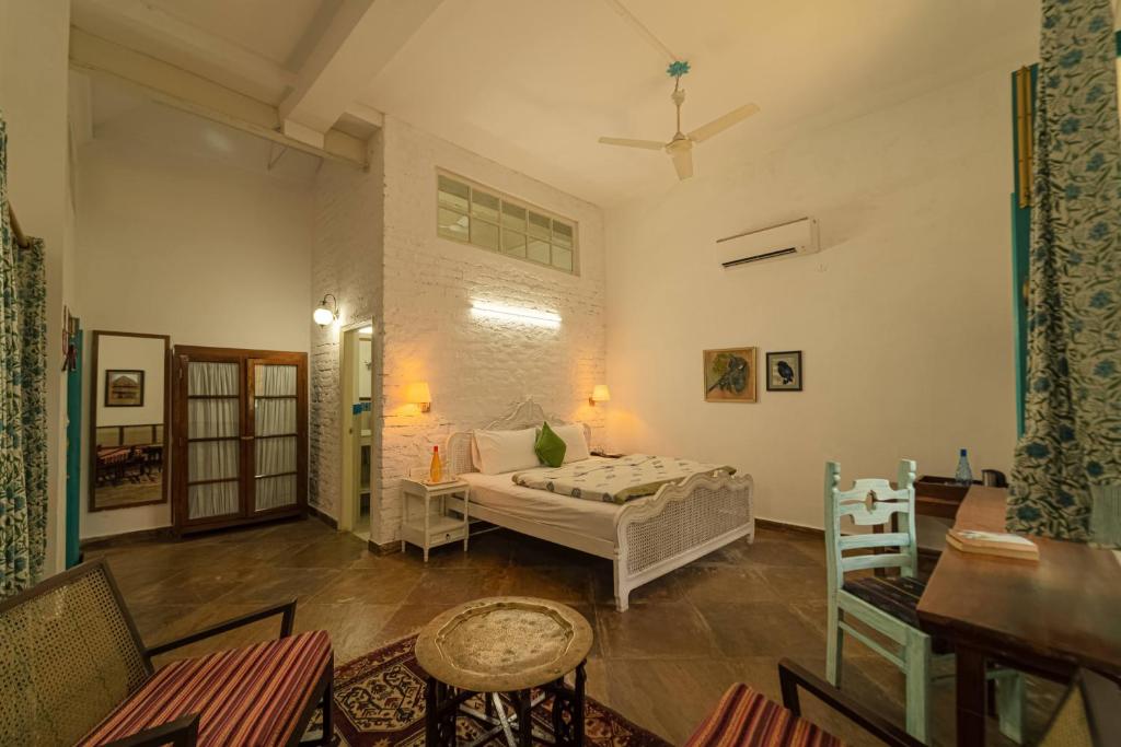 mango tree courtyard mussoorie