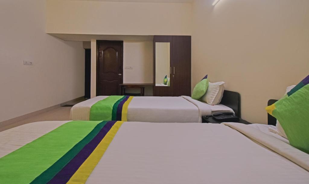treebo samhaar residency thoraipakkam
