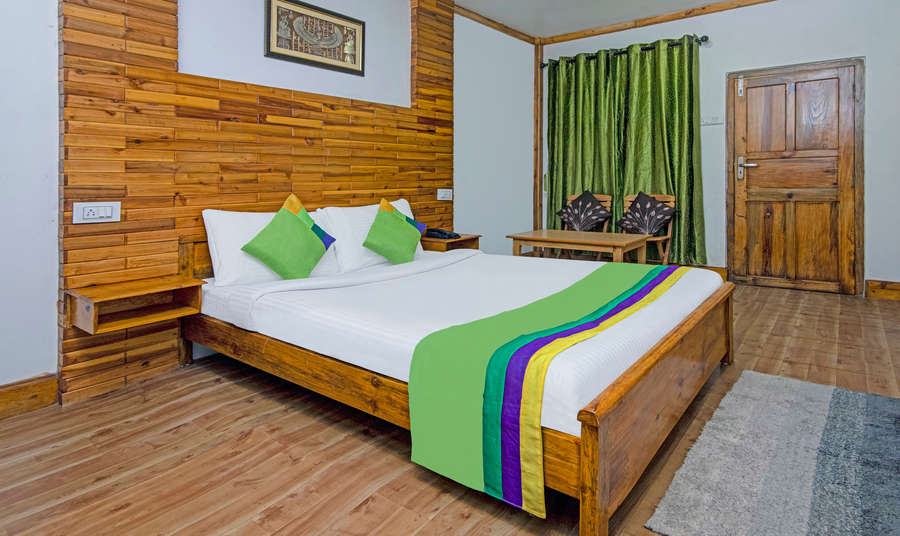 treebo omega stay inn