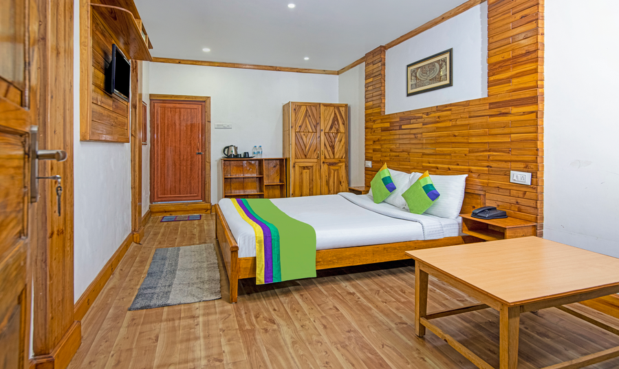 treebo omega stay inn