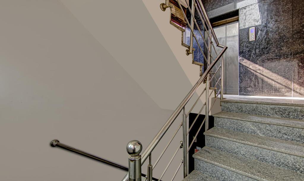 Treebo Tms Residency,B-171, 3Rd Floor Palam Extension, Part-1, Sector 7 Dwarka, Dwarka,3 star