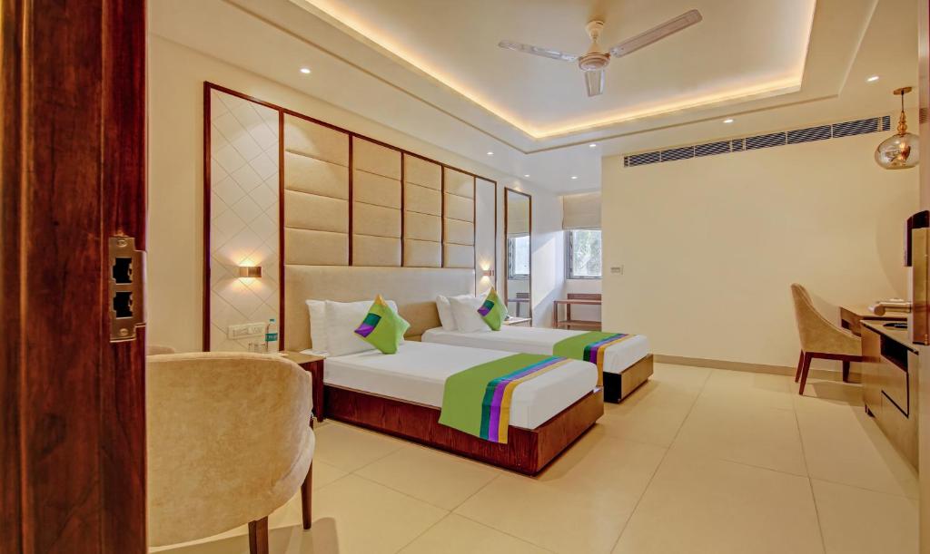 treebo premium relax inn patel nagar