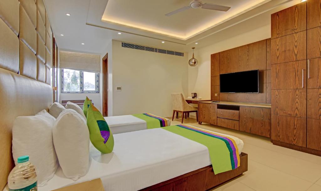 treebo premium relax inn patel nagar