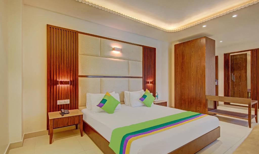 treebo premium relax inn patel nagar