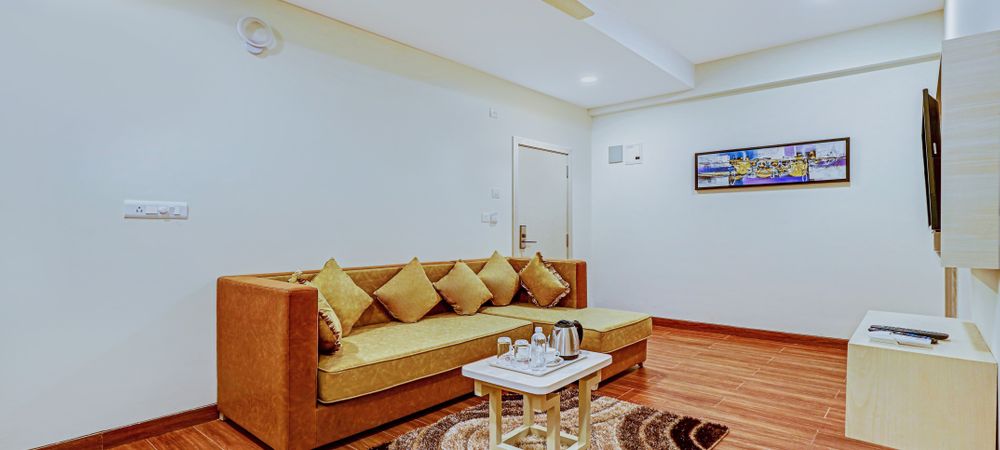 treebo galaxy suites mathikere