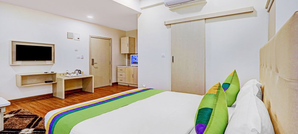 treebo galaxy suites mathikere