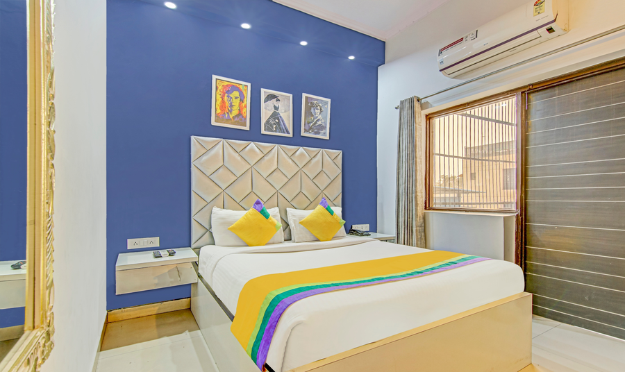 Itsy Hotels Golden Vista,,3 star