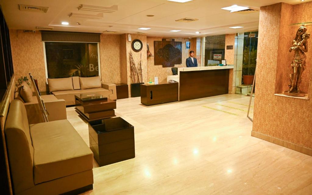 hotel shyam paradise