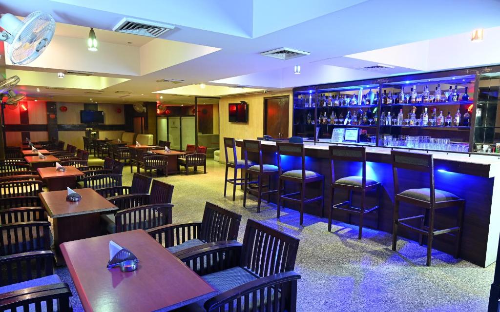 hotel shyam paradise