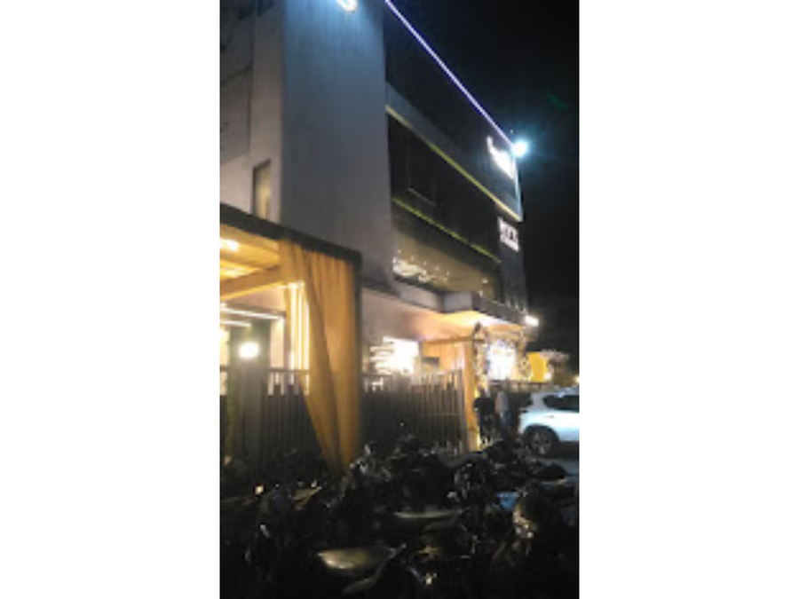mvr grand hotel